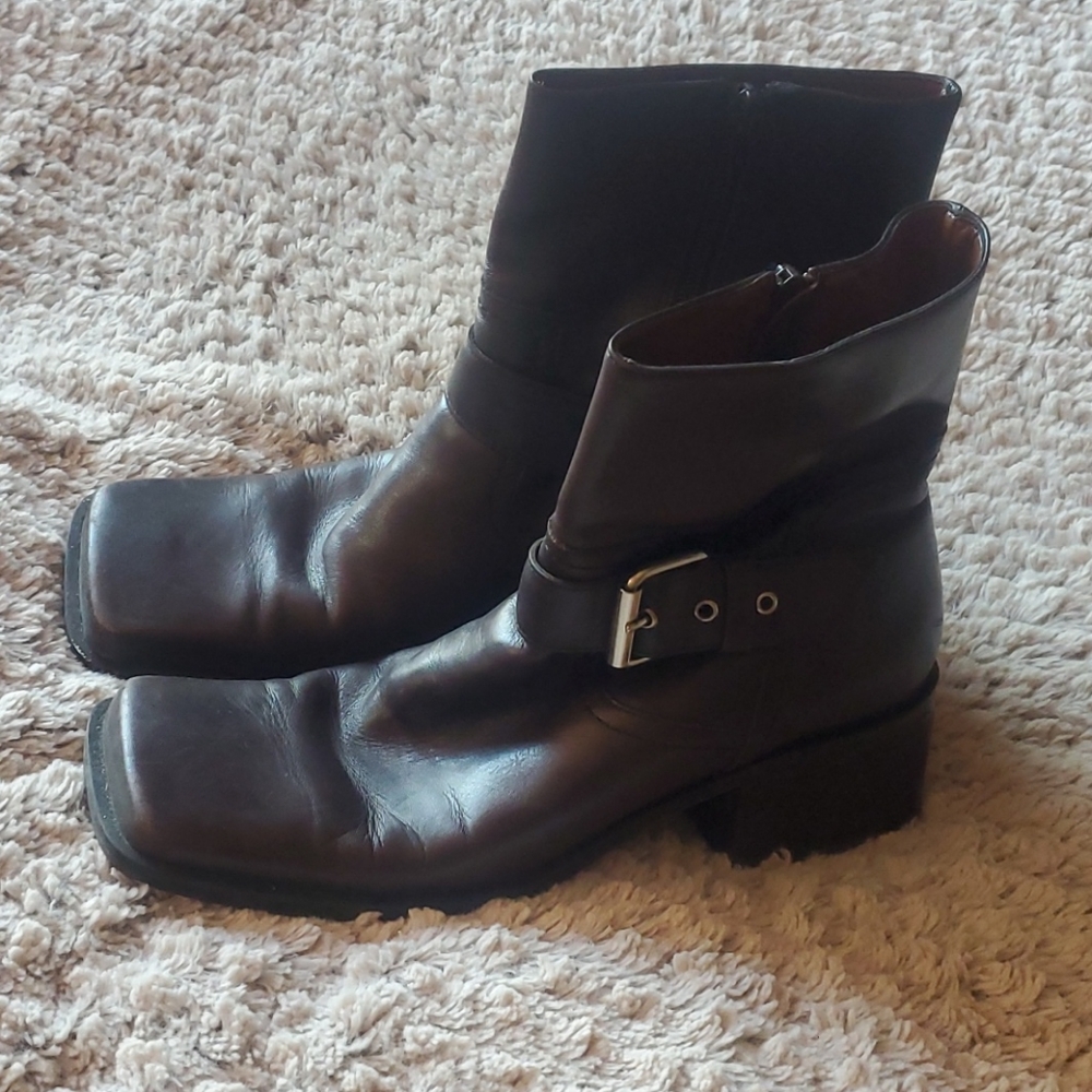 Enzo Angiolini Boots Brown